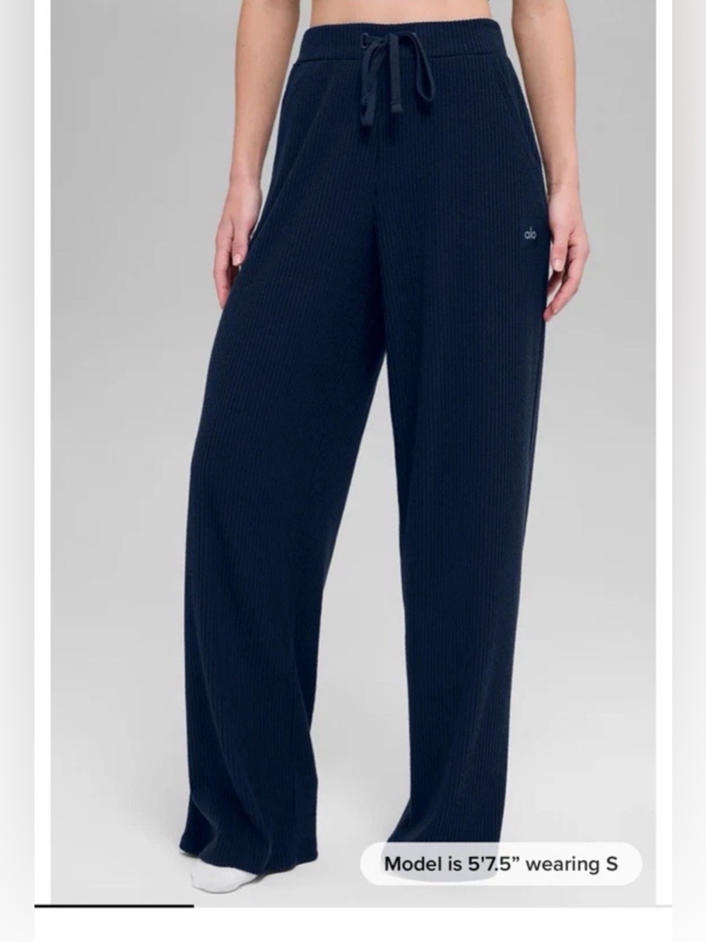 NWT ALO MUSE WIDE LEG PANTS -NAVY